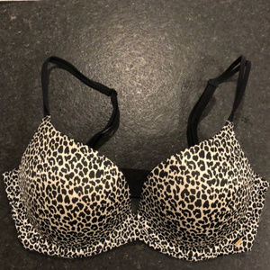 Victoria’s Secret Very Sexy Lined Bra 34DD